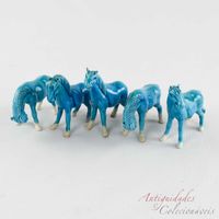 Conjunto de 5 cavalos porcelana da China em Azul-Turquesa