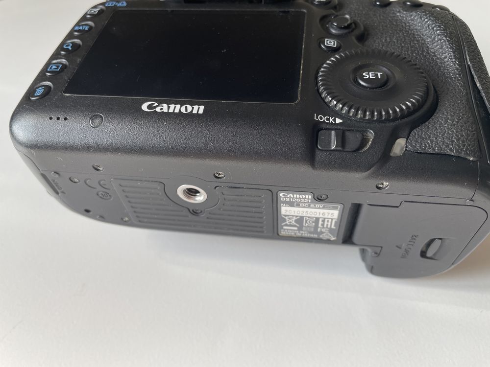 Фотоапарат Canon 5d Mark iii body