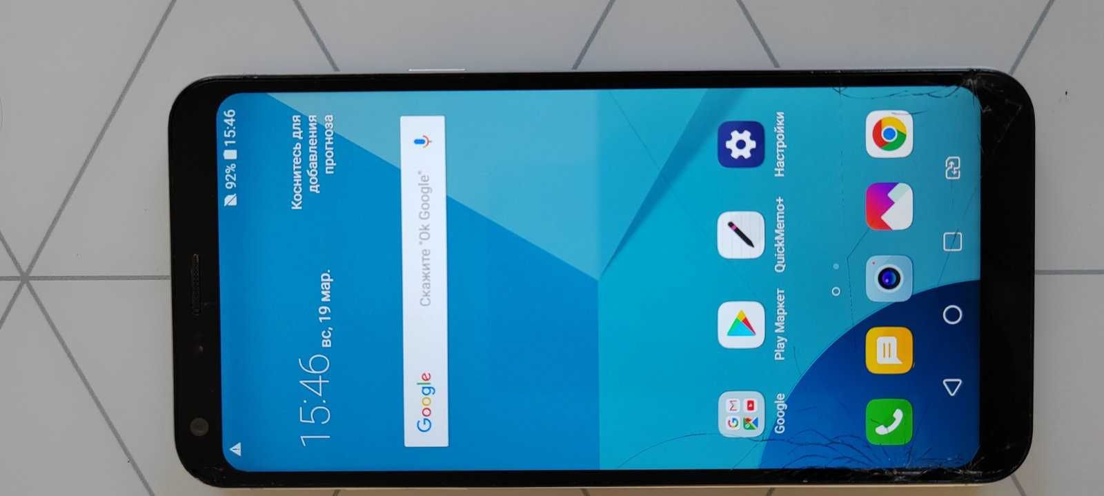 Смартфон LG Q6+ 4/64