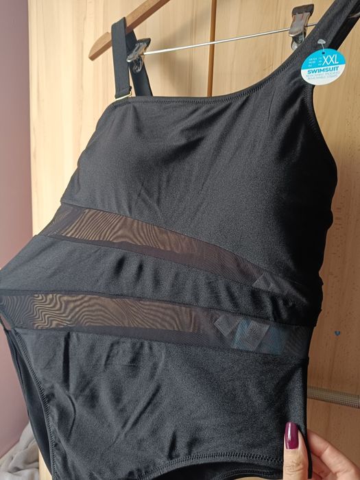 Strój jednoczęściowy czarny z siateczką XL