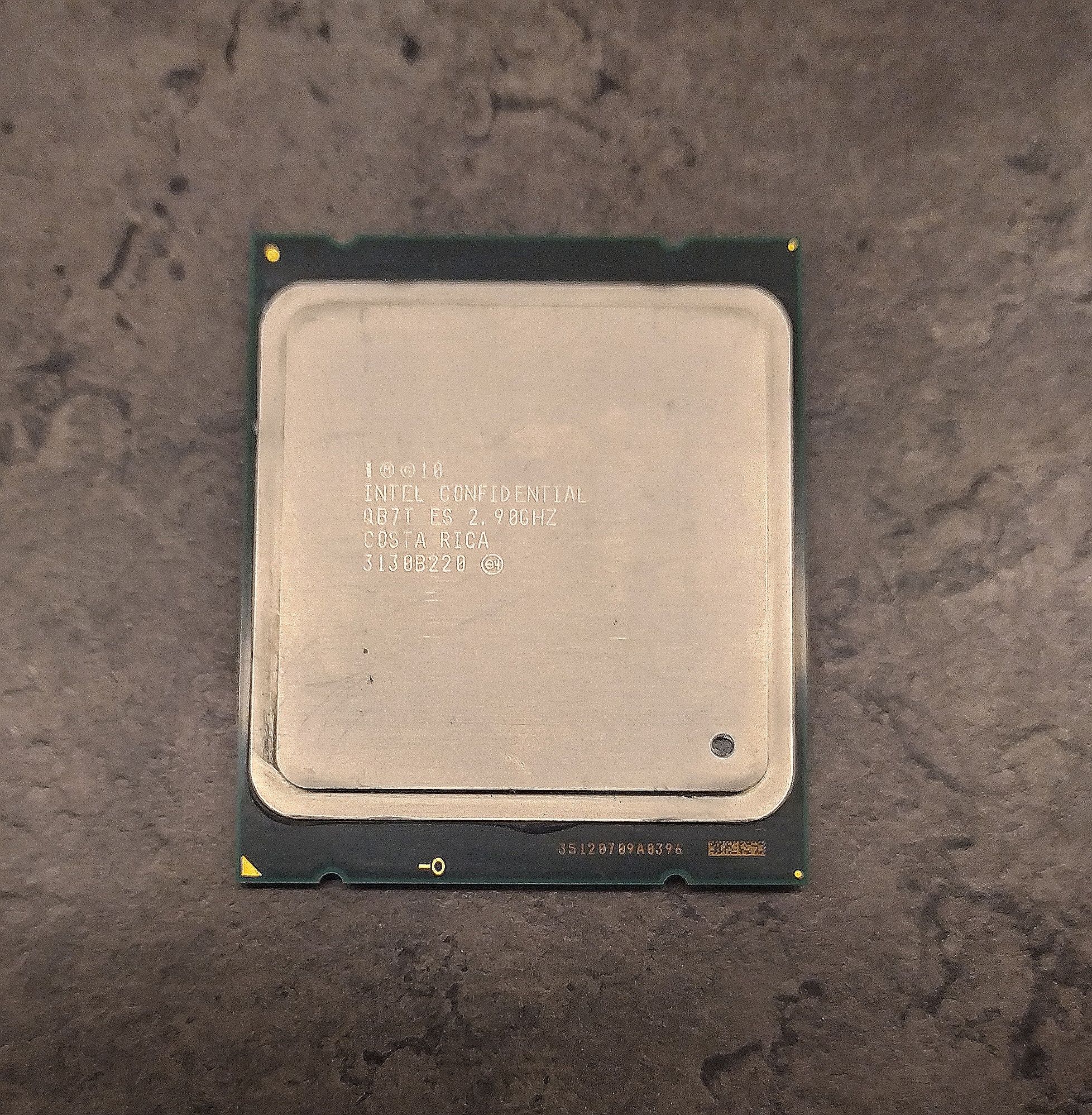 Intel Xeon E5-2680