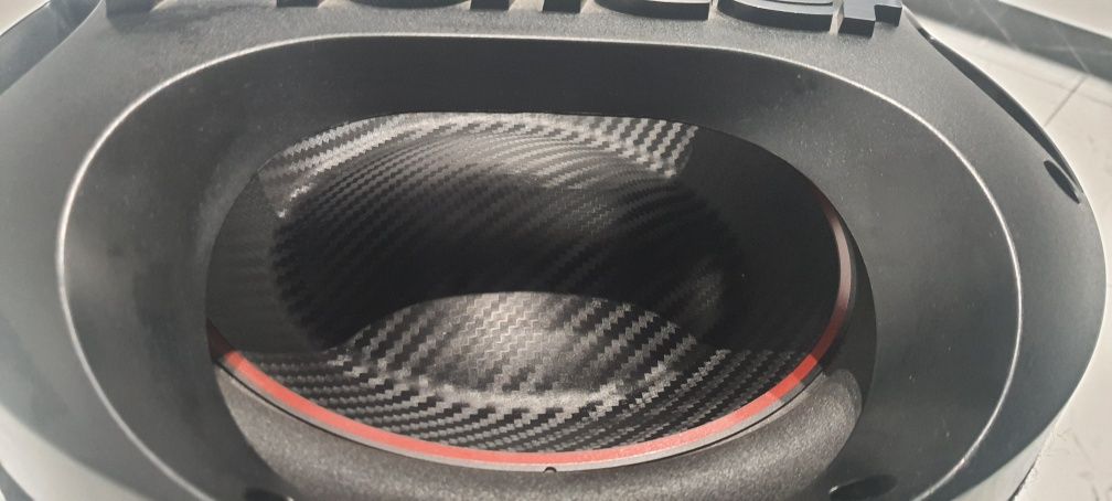 Tuba basowa Pioneer 1300w