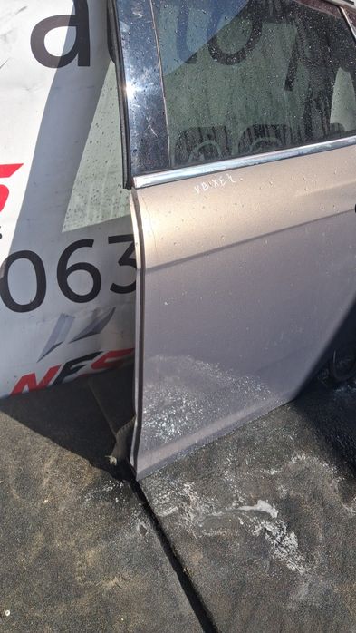 Задні ліві двері Ford Focus mk3 хетчбек