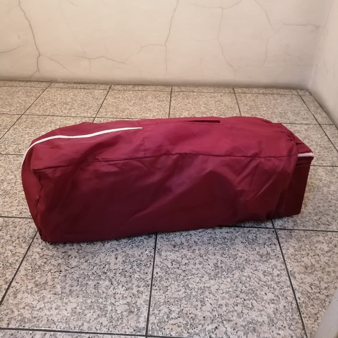 Cama de viagem com duas alturas