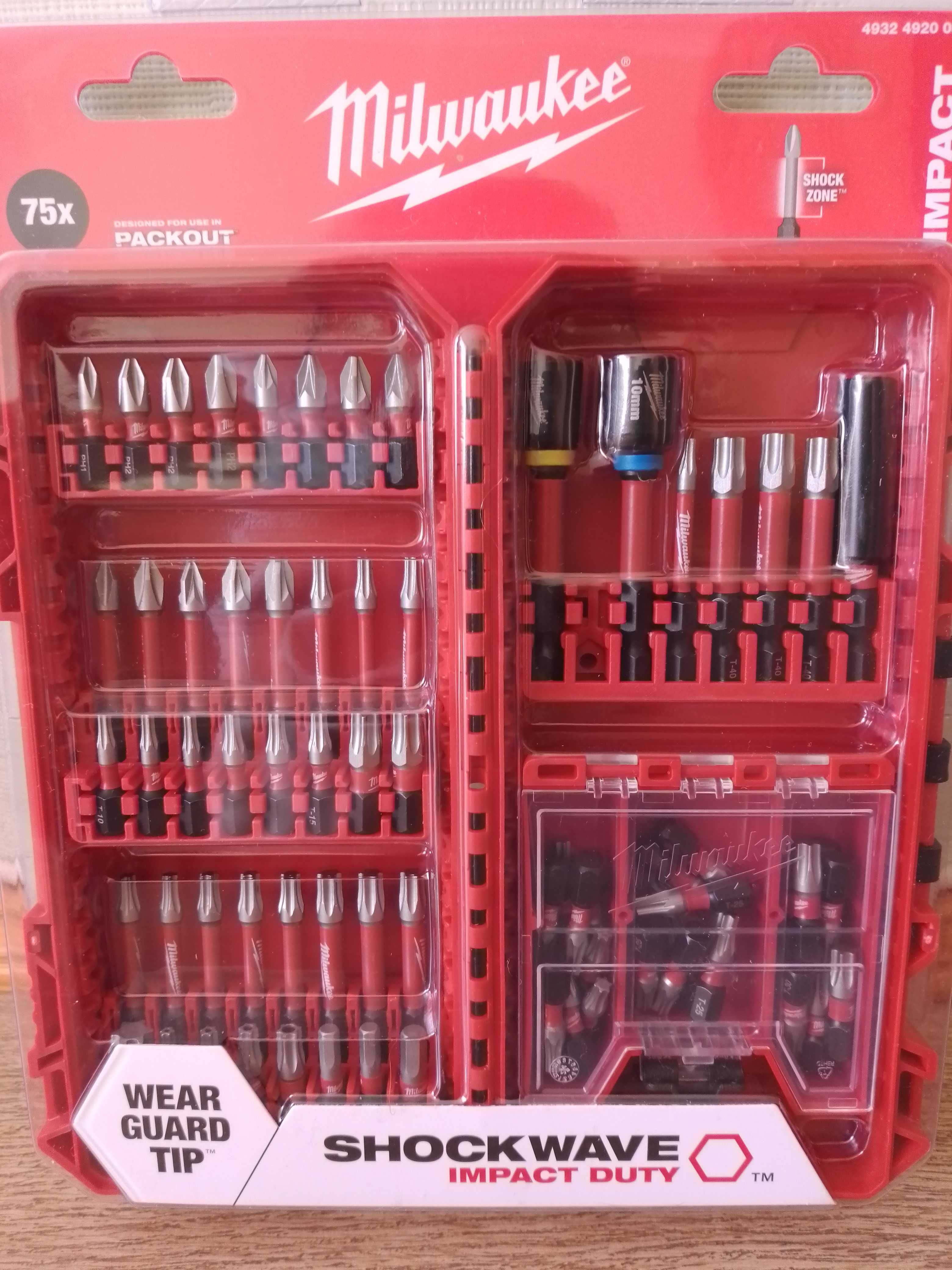 Набір біт SHOCKWAVE PACKOUT MILWAUKEE, (75шт) / 4932492008