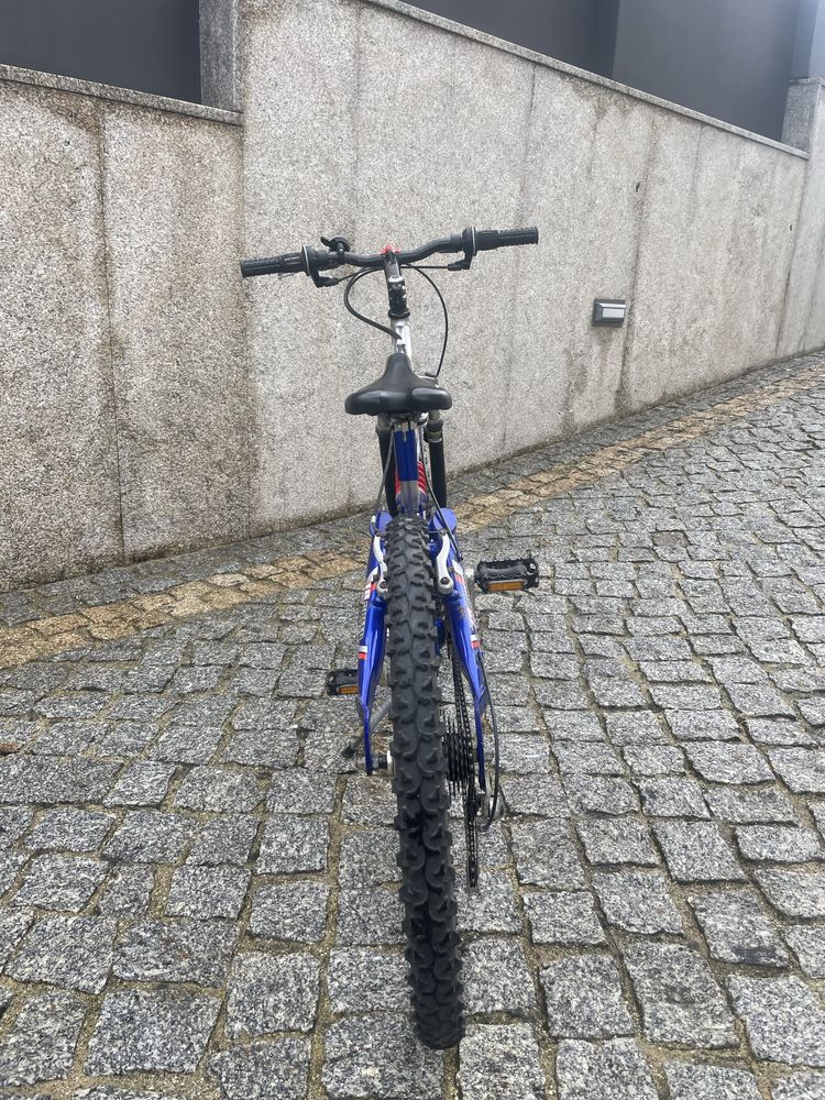 Vendo bicicleta suspensao total