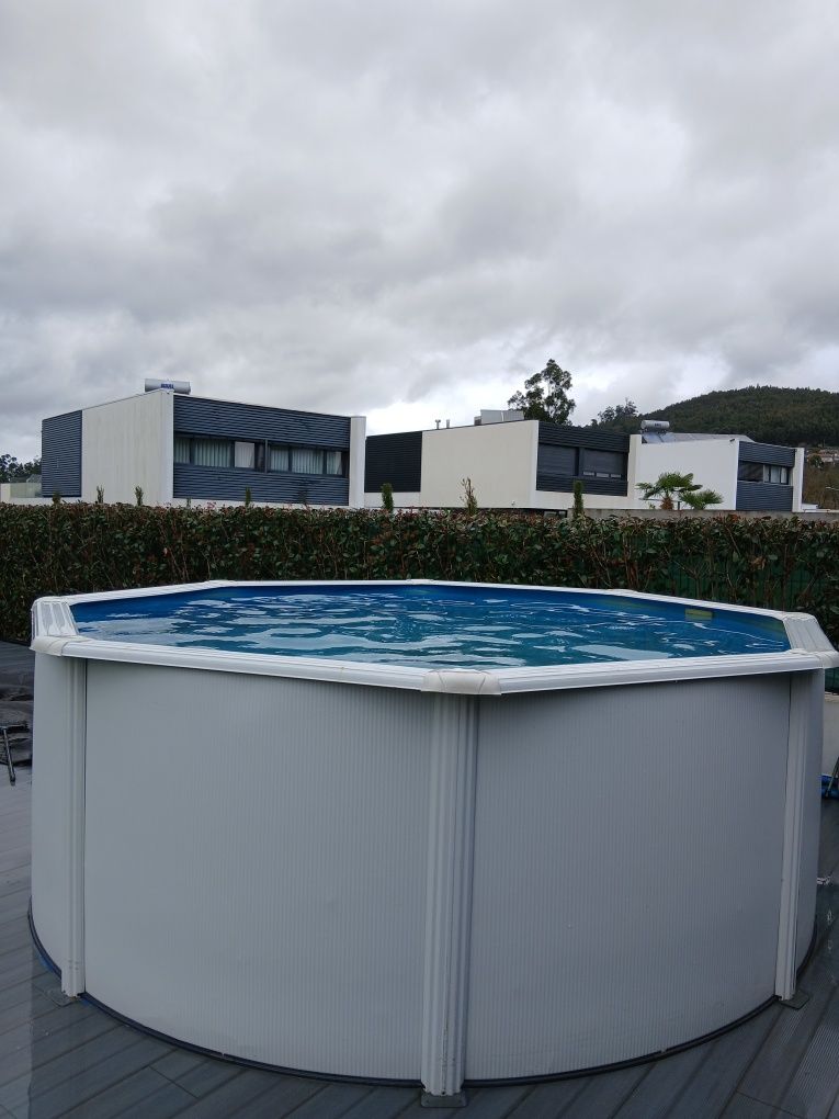 Vendo piscina em aço 300×120 cm