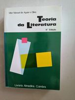 Vendo "Teoria da Literatura", de Vítor de Aguiar e Silva