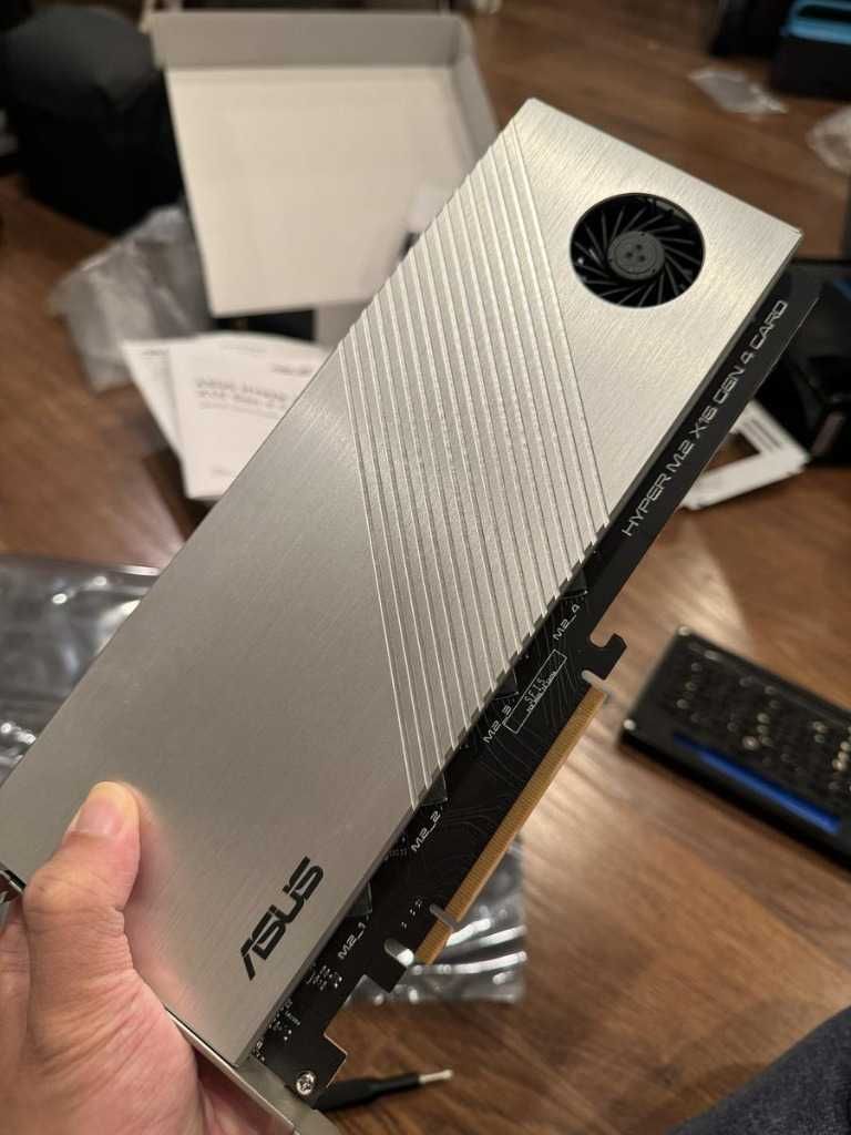 2X Samsung 990 Pro 4TB SSD nVme = 8TB RAID-0 + ASUS HYPER M.2 GEN 4 GW