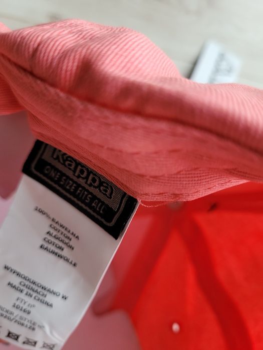 Nerka i czapka z daszkiem Kappa