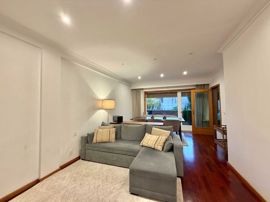 Apartamento T1+1 Canidelo