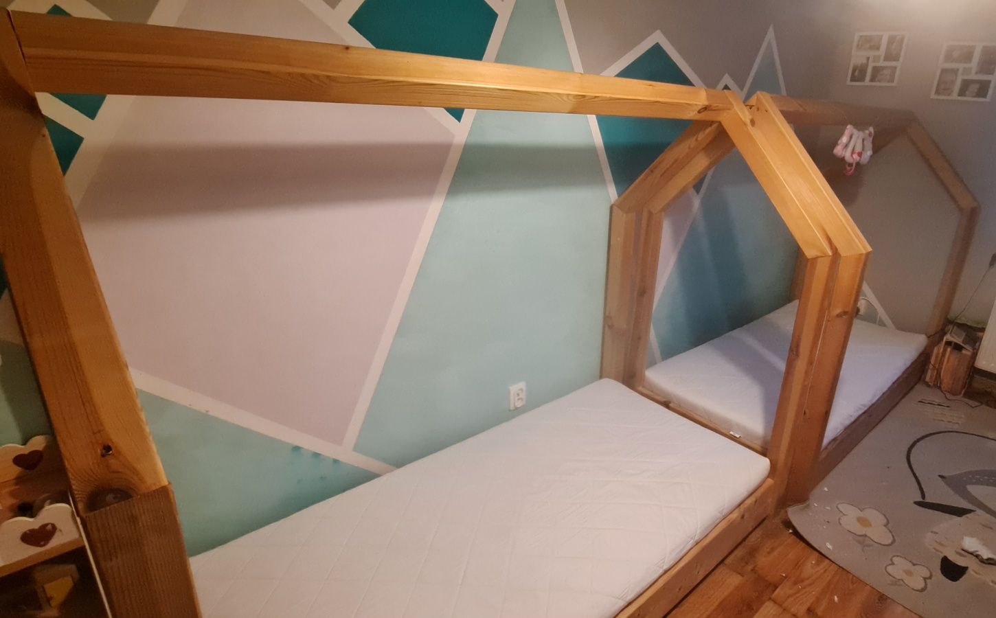 Łóżeczko typu domek