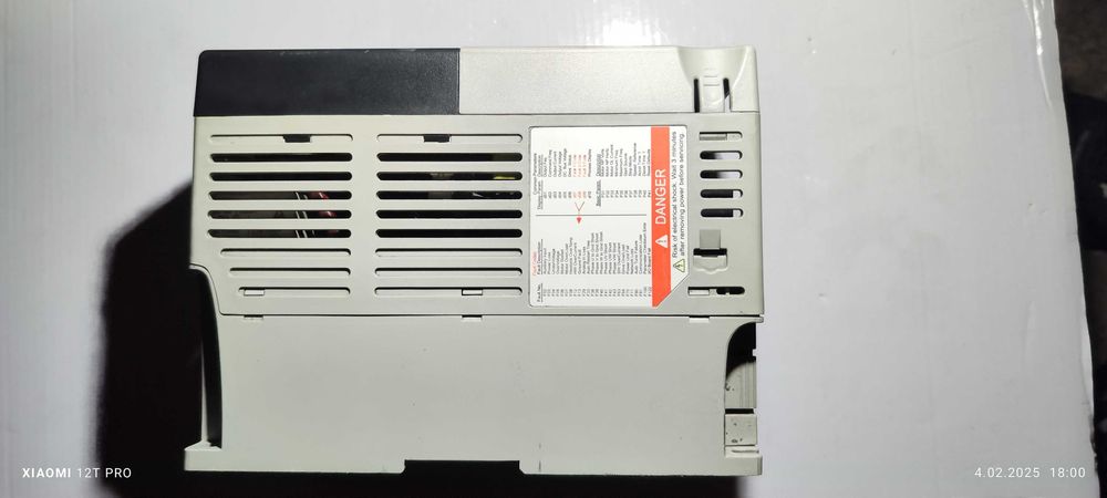 Falownik 0,75 kW  plus rezystor hamujący