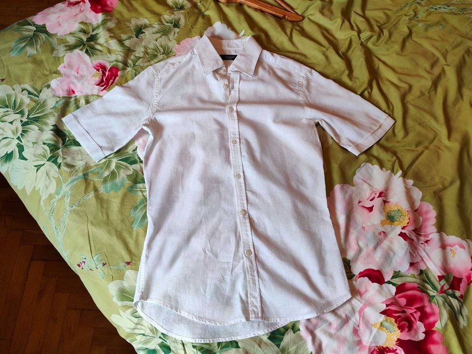 Рубашка белая с коротким рукавом. Размер S 37-38. Из 100% льна. Crane