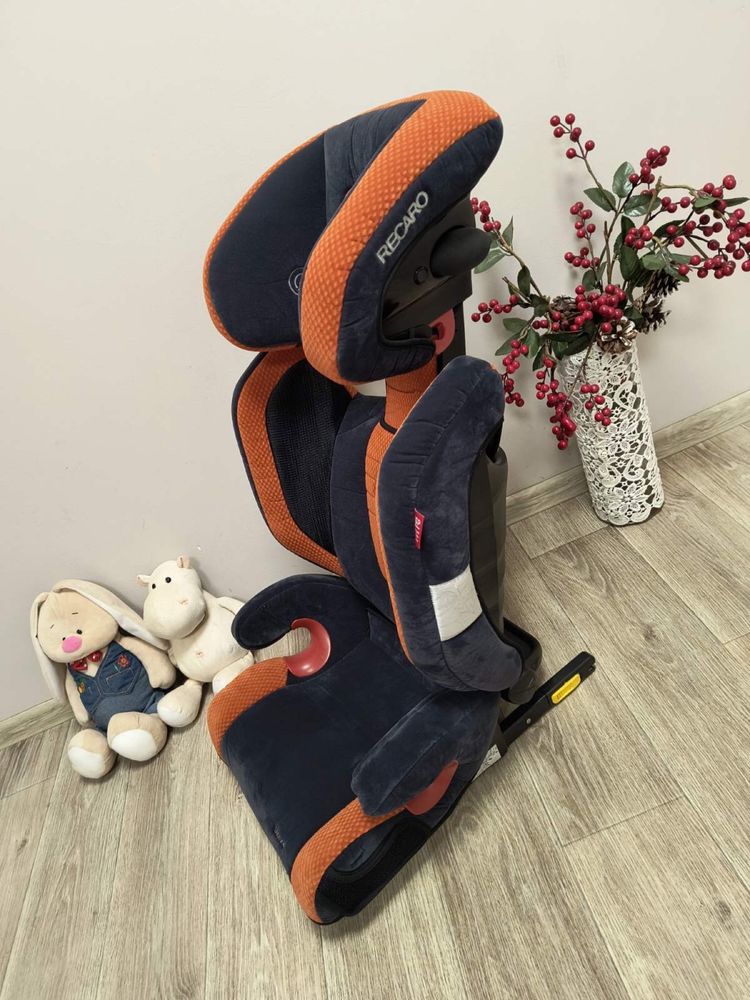 Автокрісло Recaro Monza Seatfix Група 2/3 (15-36кг)