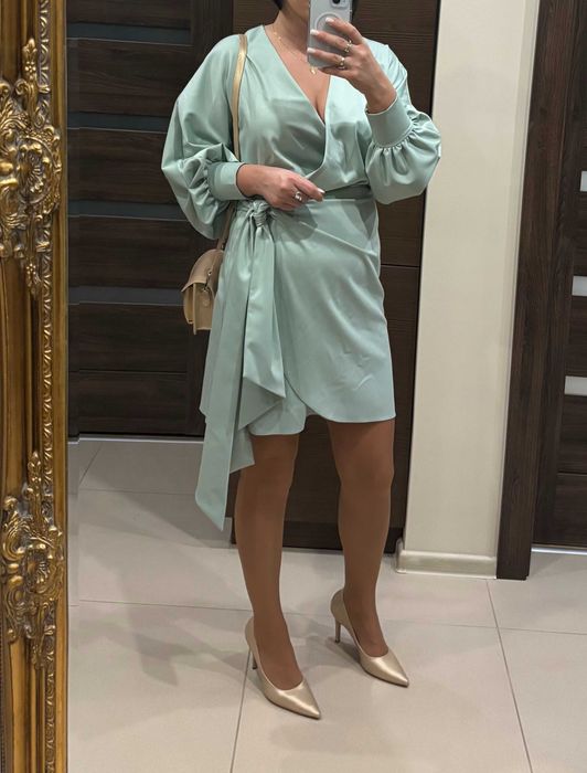 Sukienka z wiązaniem Rozm. M