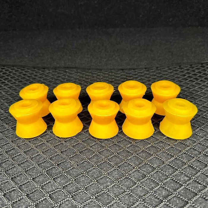 Втулки реактивных тяг полиуретановые ВАЗ 2101-2107 2121  Нива Лада