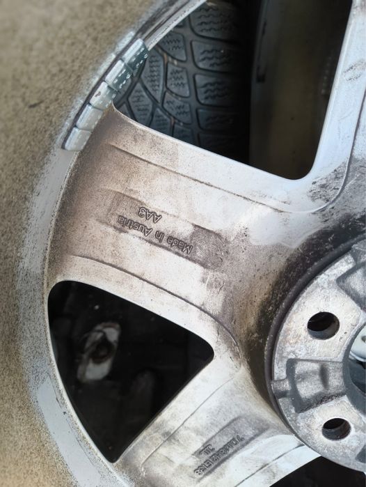kola zimowe Audi 18” jak nowe ET38 7Jx18