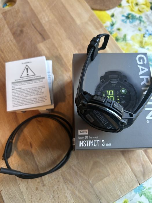 Garmin instinct 3 amoled
