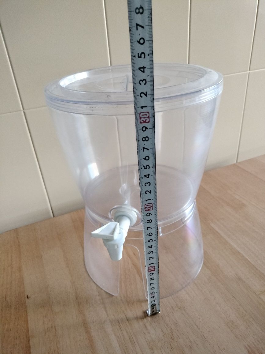 Dispensador de água ou sumo