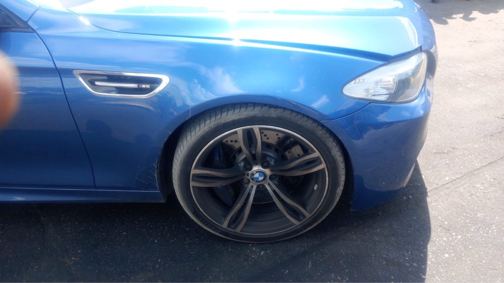 Bmw f10 M5 kompletny przod montecarlo blau