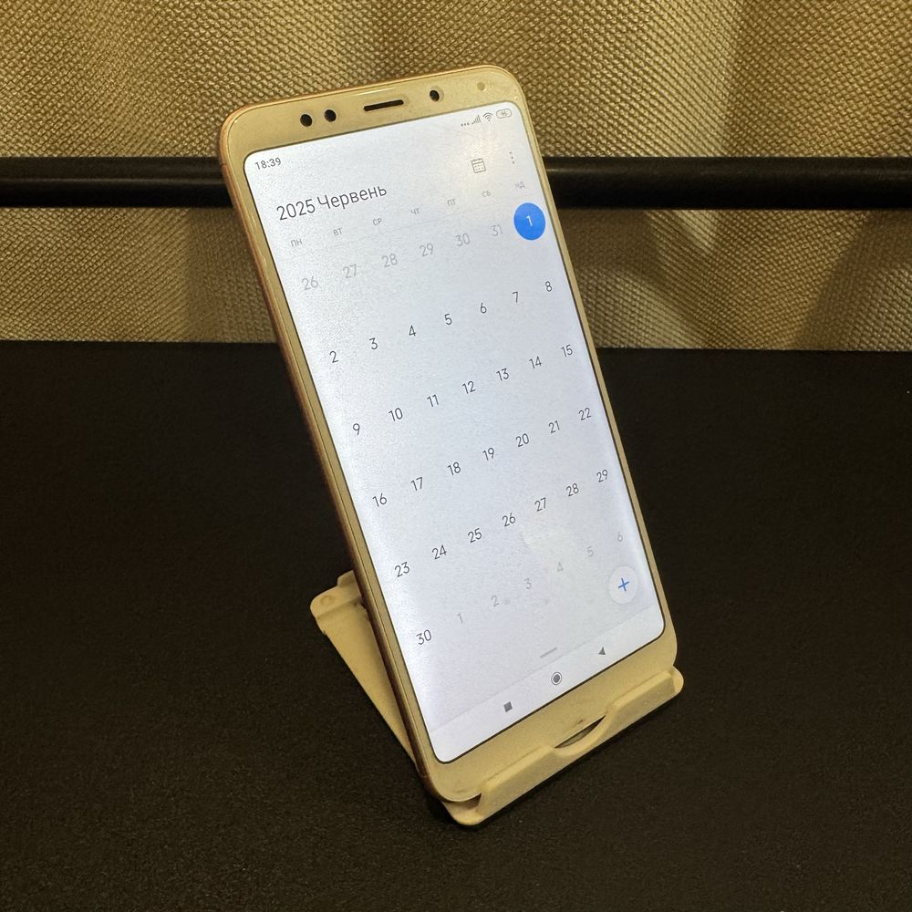 Смартфон Xiaomi Redmi 5 Plus 3/32GB