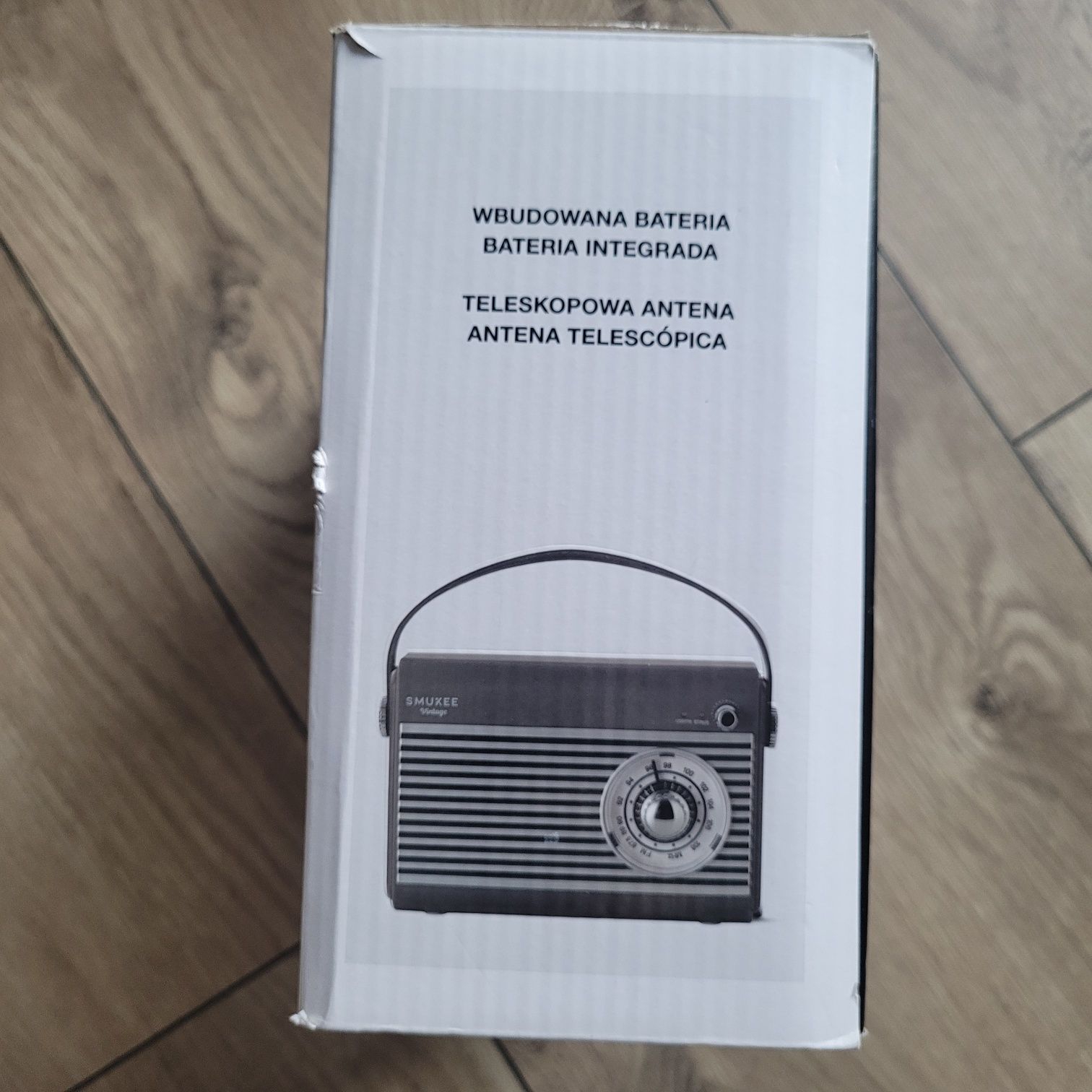 Vintage radio z głośnikiem bluetooth  usb