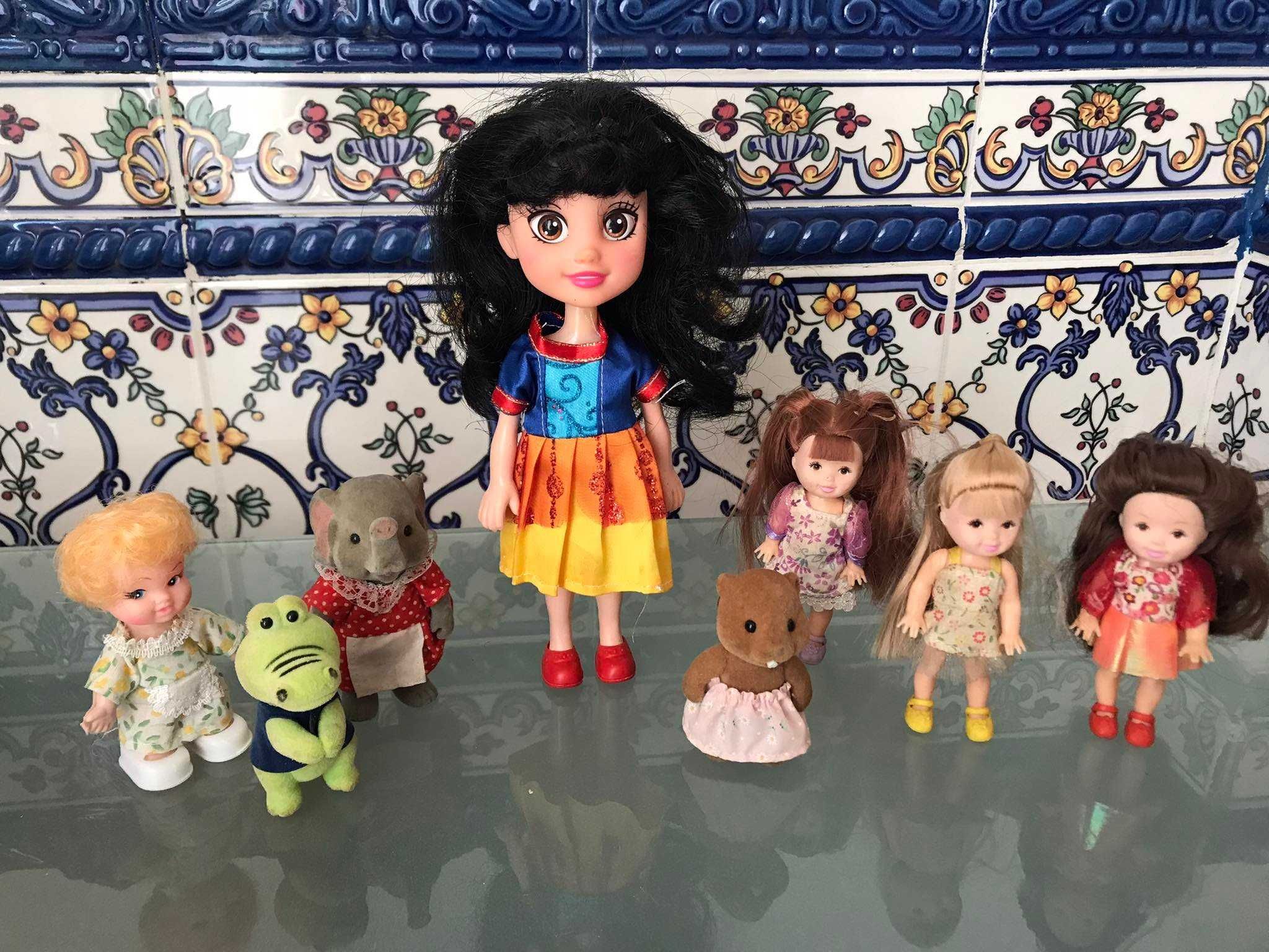 brinquedos Barbie branca de neve casa bonecas princesas Frozen disney