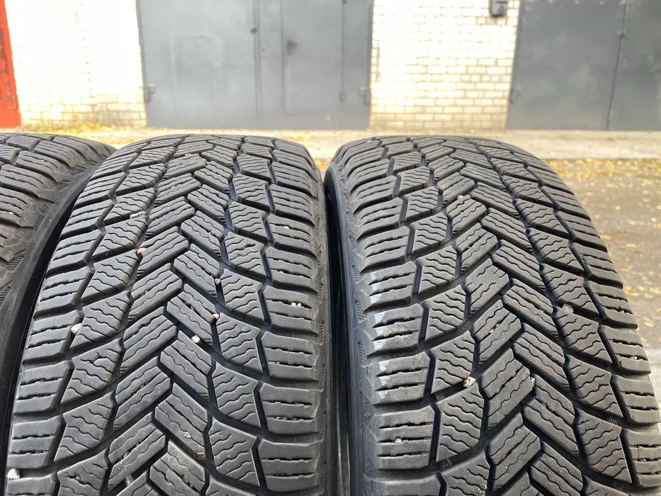 Резина MICHELIN X-ICE Snow 205 55 R 16