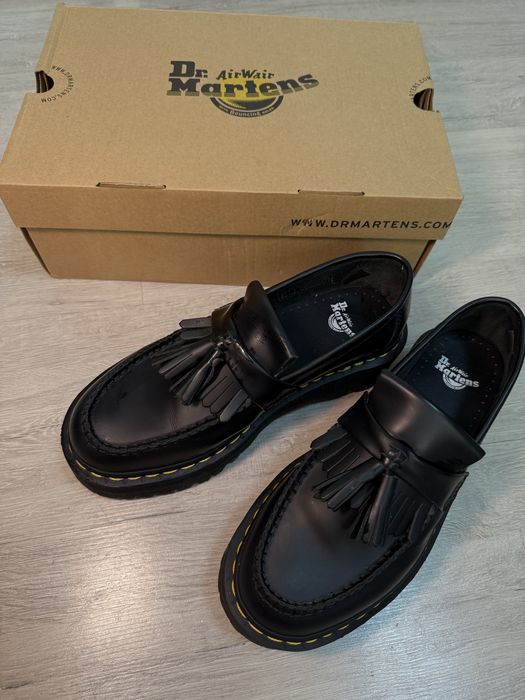 Лофери Dr. Martens