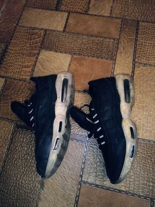 Продам аир макс 95  не легіт