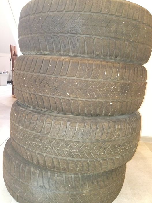 225/55 R18 zima Pirelli