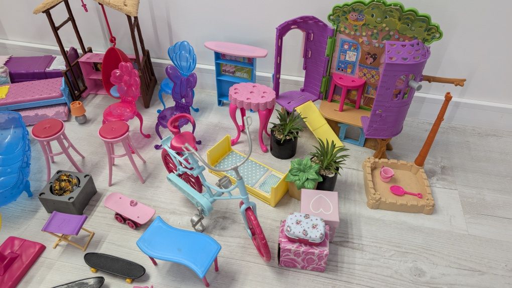 Akcesoria, mebelki dla Barbie