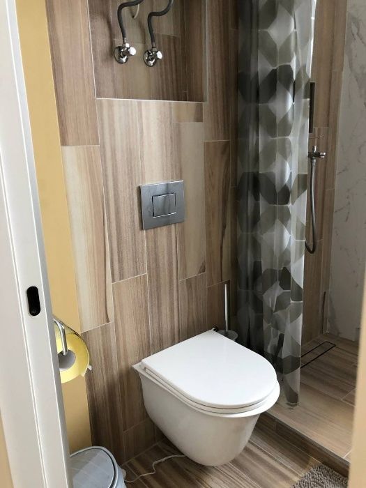 Здам подобово квартиру напряму Люкс студію в Лофт стилі, біля лікарні