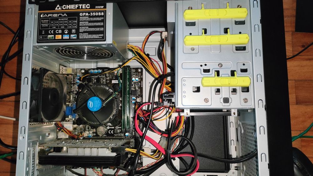 Komputer i3 4130 / GTX 650 TI / 8GB RAM