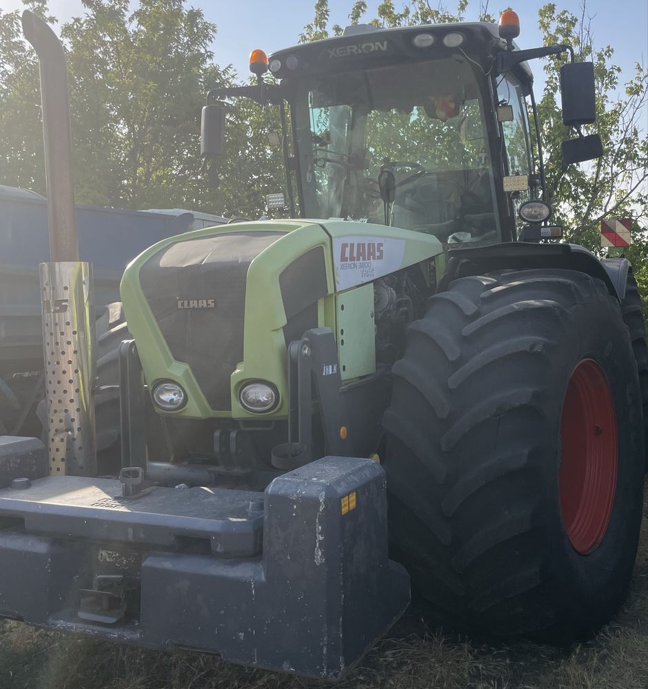 Трактор CLAAS Xerion 3800 Trac