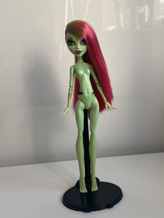 Ляльки Монстер Хай нюд Френки Штейн Лагуна Клодин Братц Ель Іді Раріті