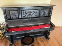 Pianino T. Traumein Berlin
