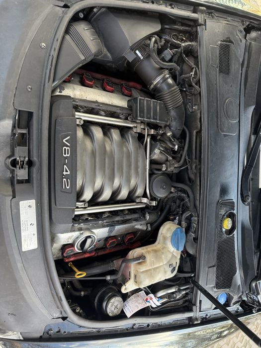 Audi A6 C6 4.2 MPI