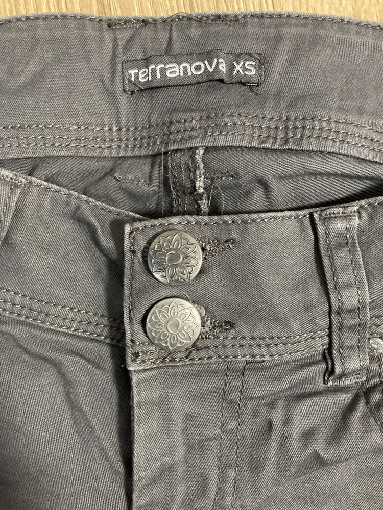 Spodnie krótkie Terranova, XS.