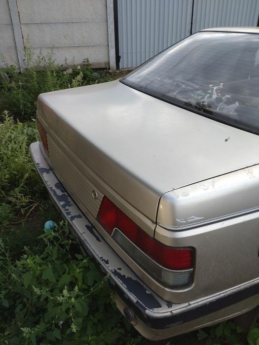 Продам пежо 405 на запчасти или ремонт