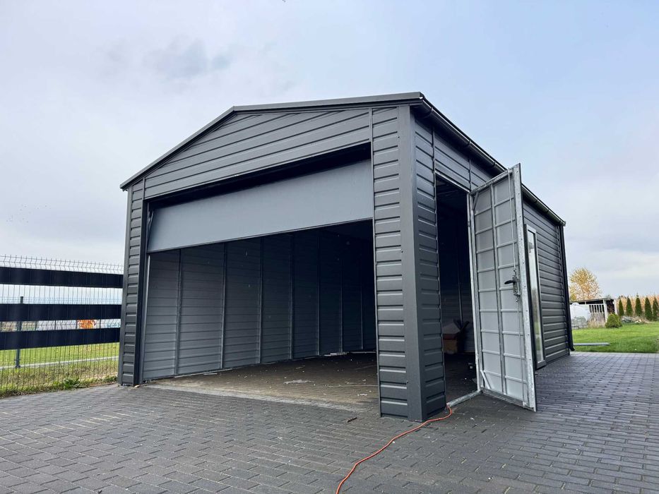 Garaż blaszany 4x6.5m dwuspadowy, grafit, brama segmentowa