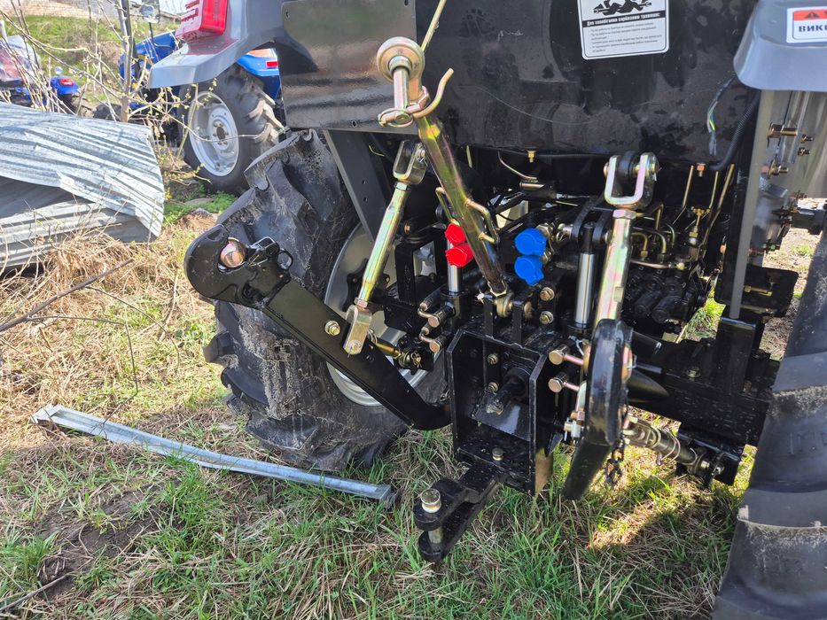 Трактор Скаут 404С ровный пол + камера заднего вида