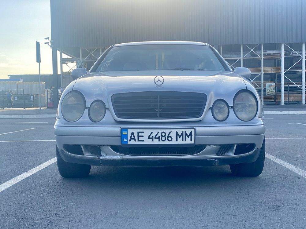 Продам обмен Mercedes clk