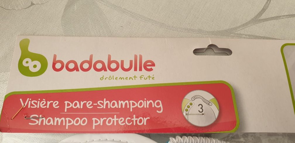Protector de olhos para banho de bebé