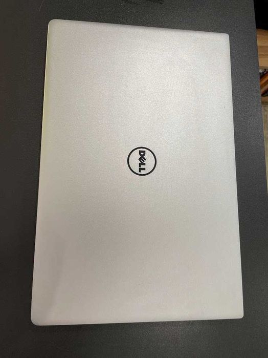 Dell XPS 13 9360 | i7 8550U | 16GB | 512 SSD | 4K 3200×1800 Touch