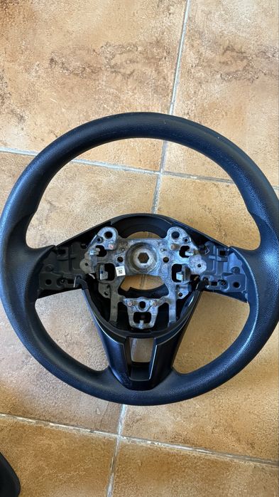 Руль Mazda 3 Bm 2015 під перетяжку