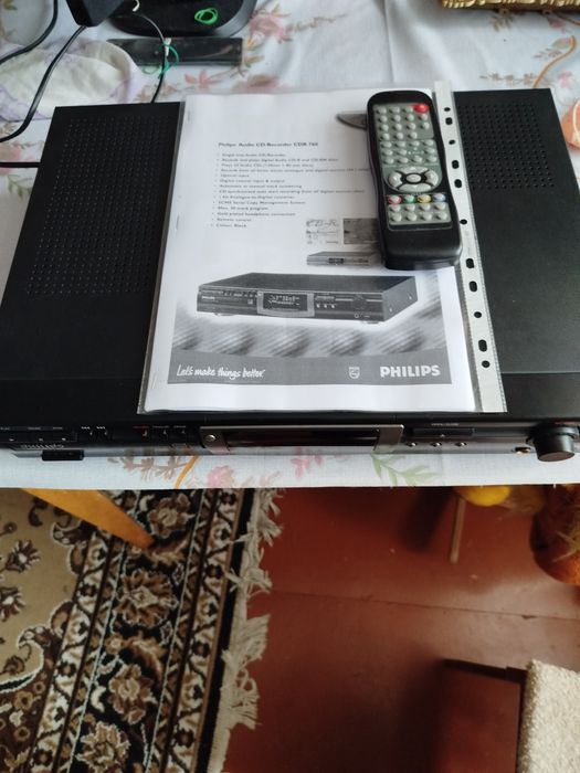 Пишучий програвач PHILIPS CDR 760