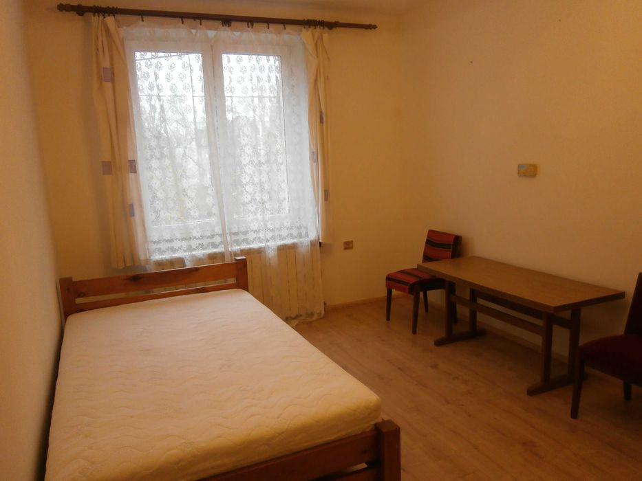 Wynajmę kawalerkę w Piastowie bardzo blisko stacji SKM  i autobusu