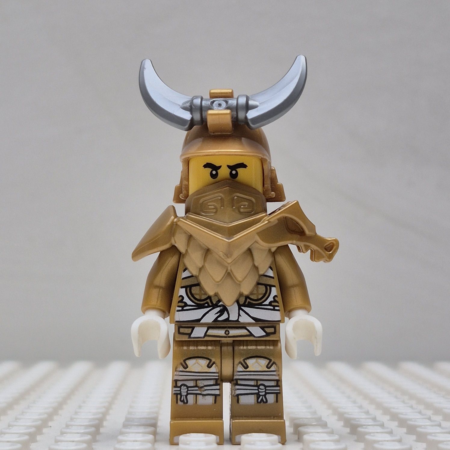 Lego ninjago figurka Wu sensei smoczy Wu njo456